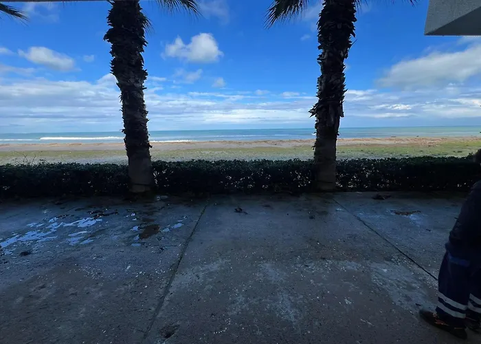 Beautiful Beachfront *